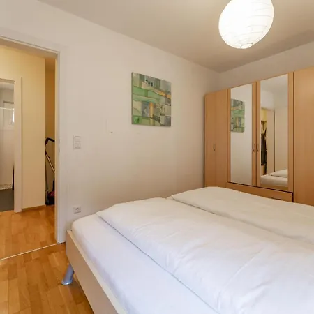 Westside アパート *