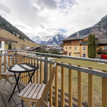 Westside アパート *